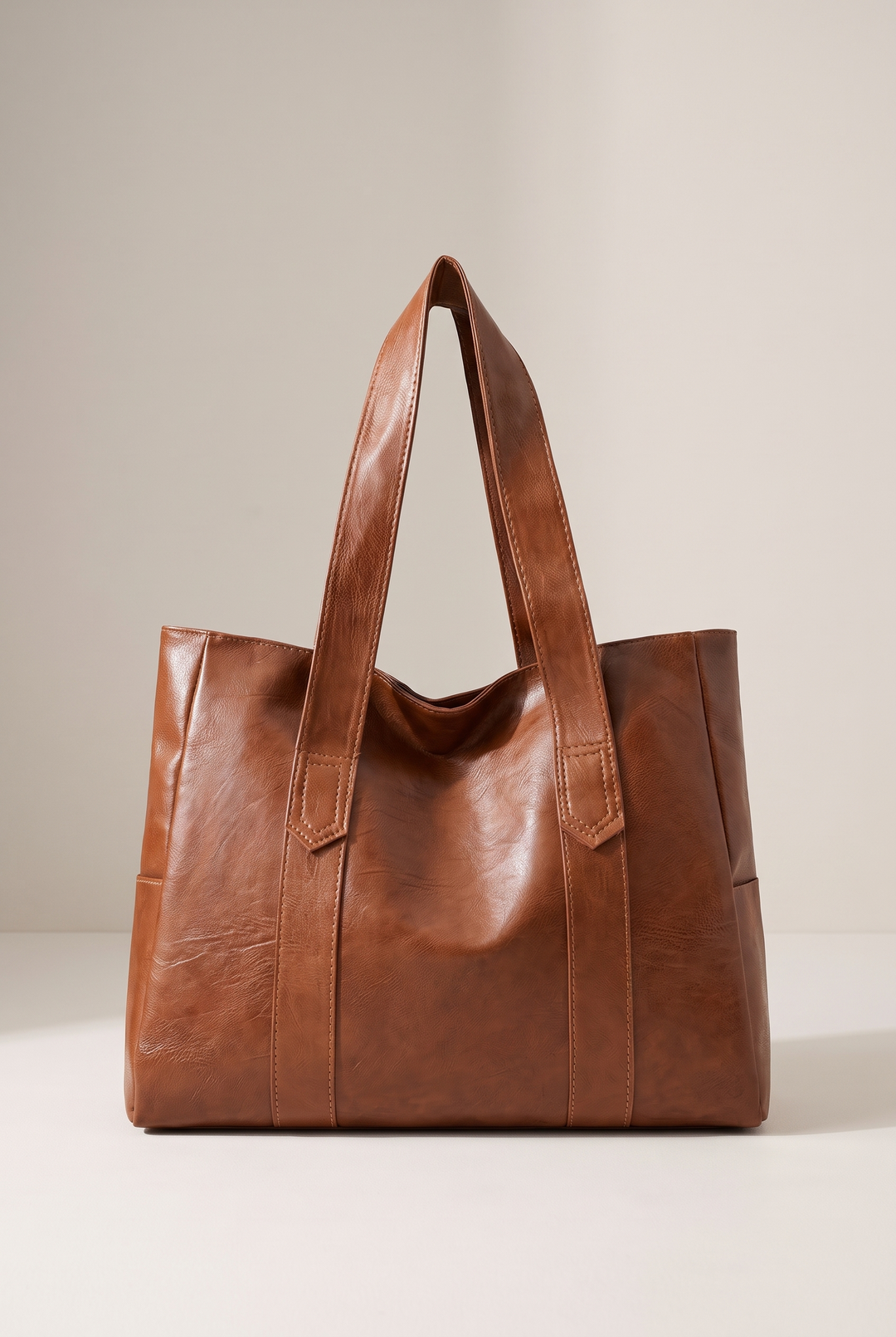 Xyla shoulder handbag in brown - front view